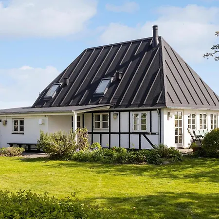 Holiday home Gorgeous In With Kitchen Bogense