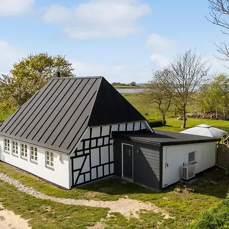 Gorgeous In With Kitchen Vakantiehuis