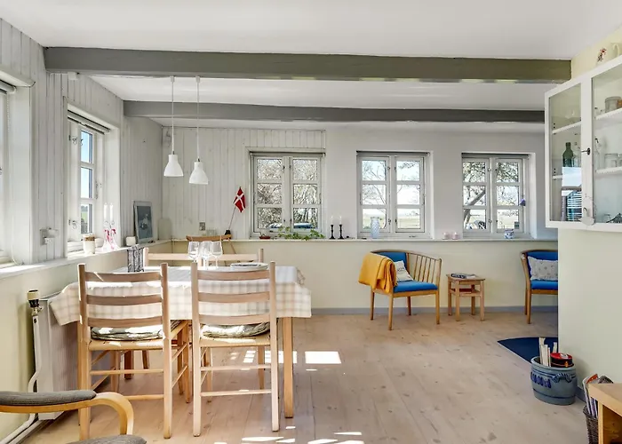 Gorgeous In With Kitchen Vakantiehuis