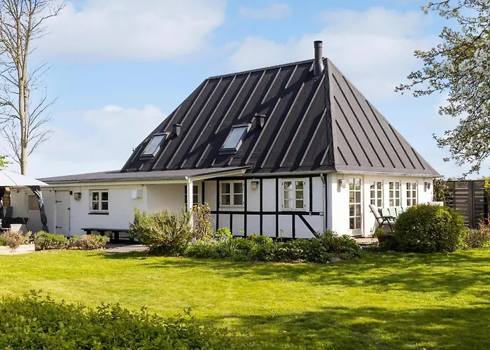 Vakantiehuis Gorgeous In With Kitchen Bogense